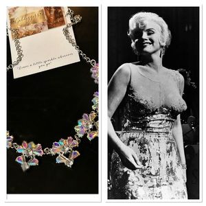 💎Costume jewelry✨ Iridescent rhinestones with unique flower like design